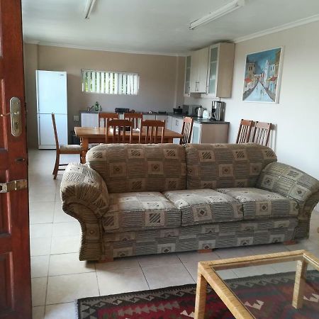 Daphne'S Place Appartamento Hermanus Esterno foto