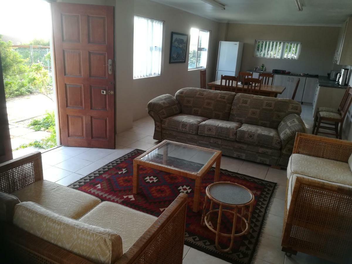 Daphne'S Place Appartamento Hermanus Esterno foto